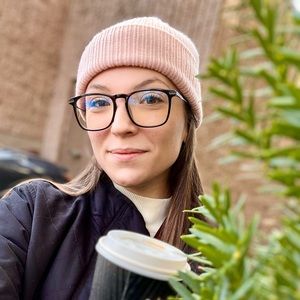 Meet your Posher, Nina